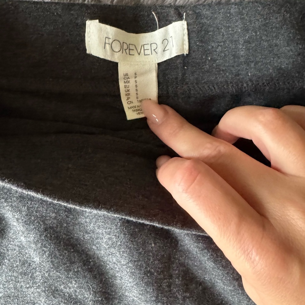 Classic Gray Women's Skirt - Picture 2 of 2